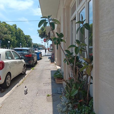 Sea Side Studio В'яреджо Екстер'єр фото
